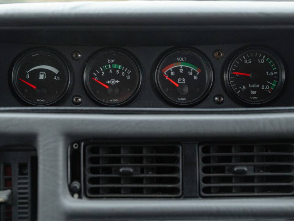 Bild 45/50 von Ford RS200 (1987)