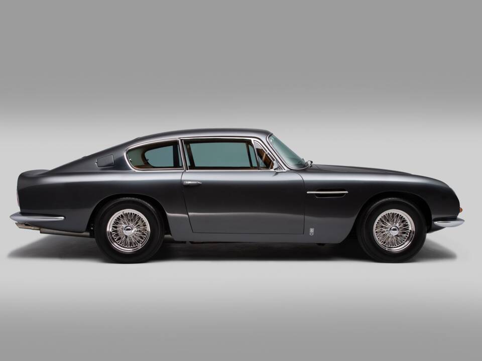 Bild 8/17 von Aston Martin DB 6 (1967)