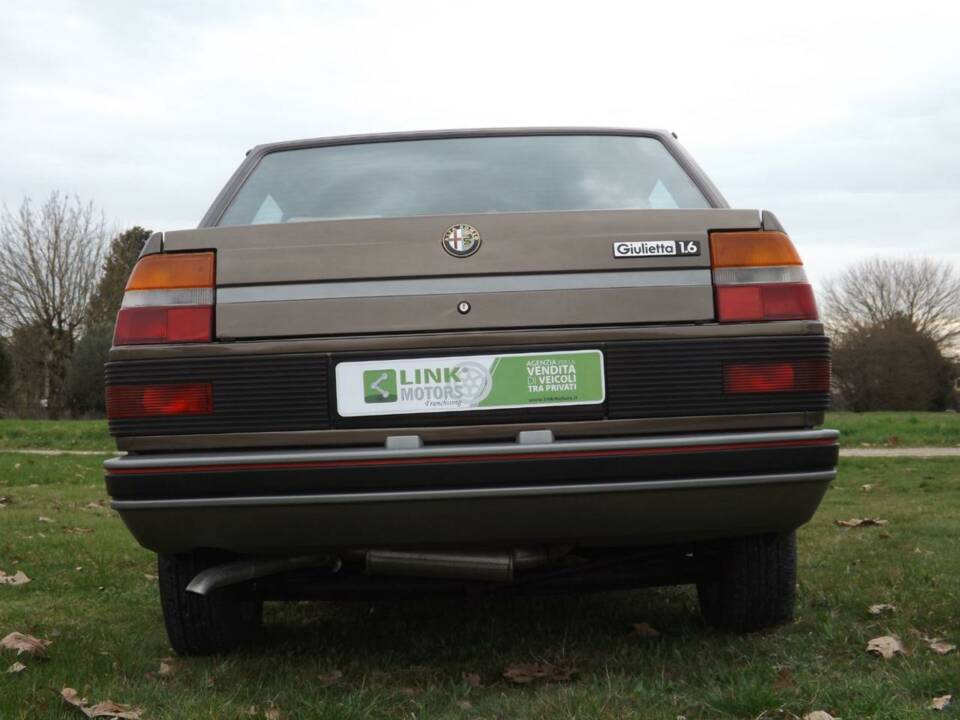 Imagen 41/50 de Alfa Romeo Giulietta 1.6 (1984)