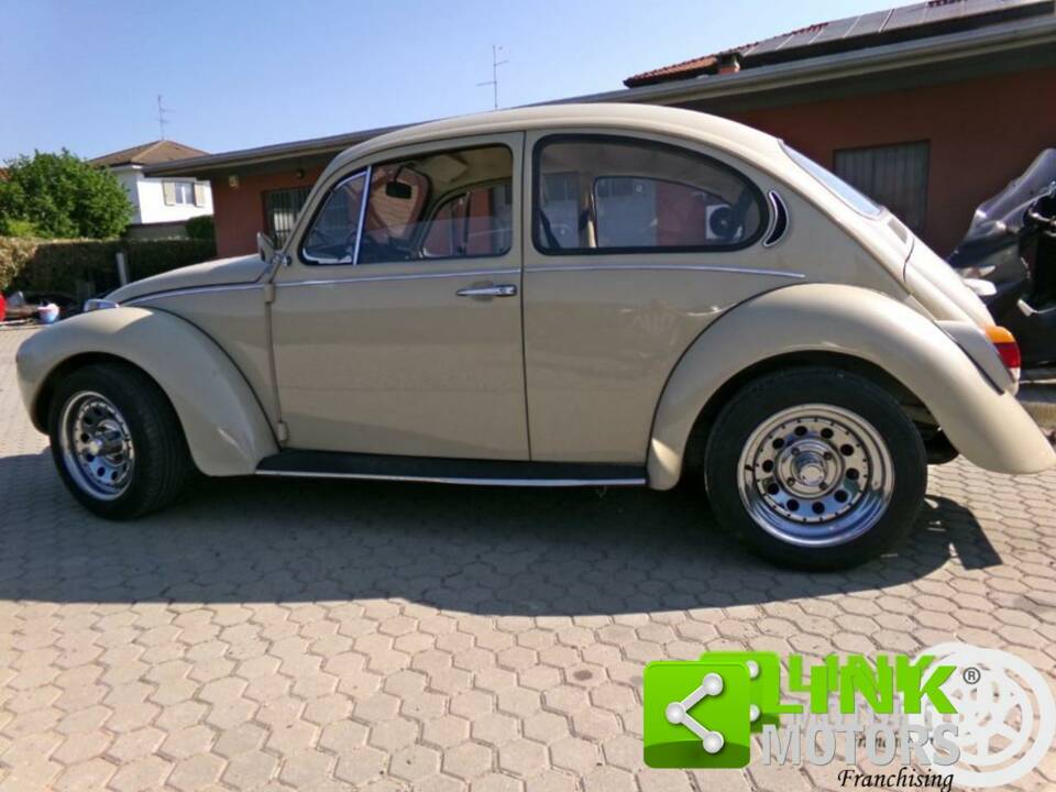 Image 6/10 of Volkswagen Escarabajo 1302 (1971)