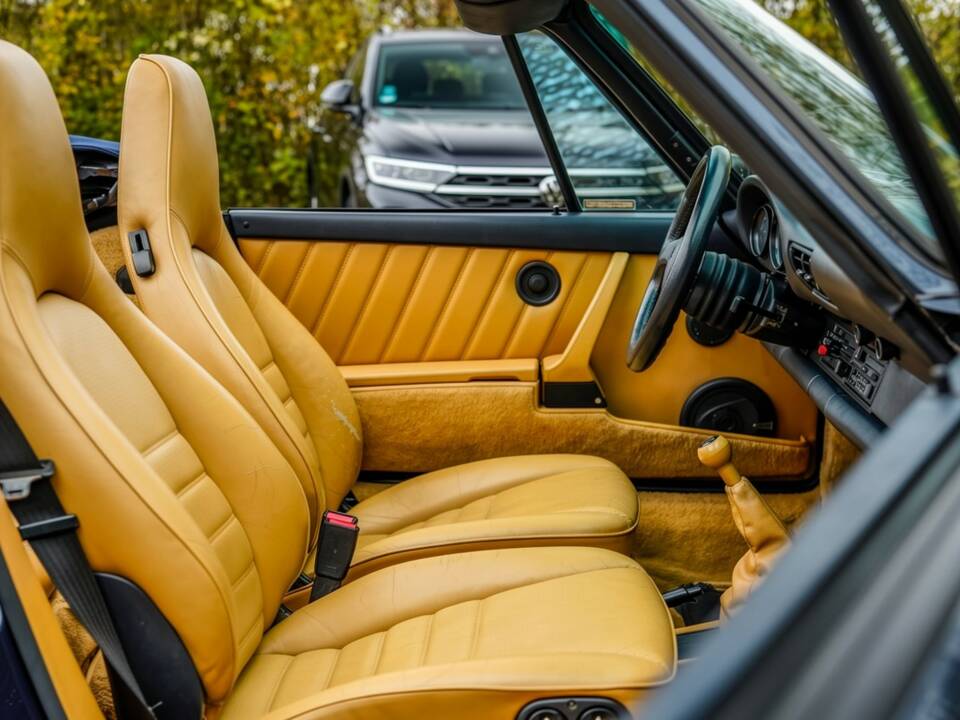 Image 11/16 of Porsche 911 Turbo 3.3 (1988)