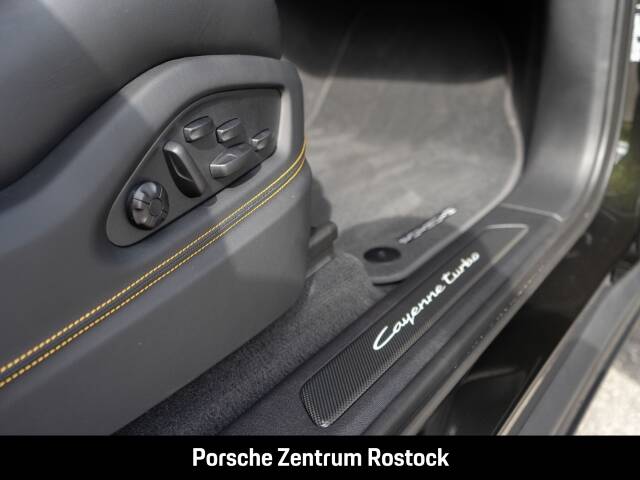 Obraz 19/33 pojazdu Porsche Cayenne Coupé Turbo S E-Hybrid (2026)