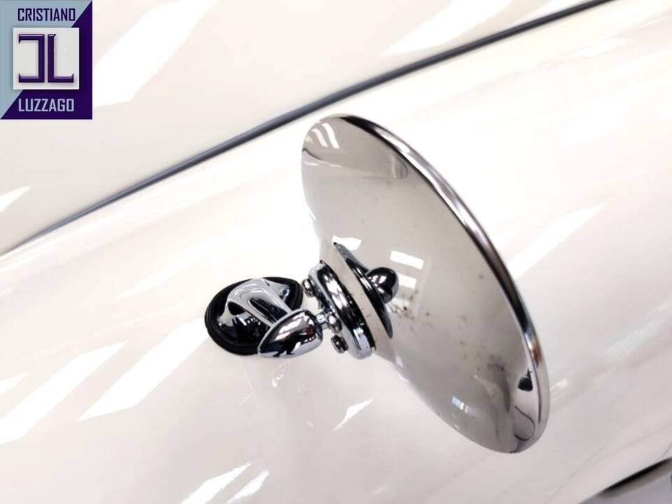 Image 15/59 of MG MGA 1500 (1958)