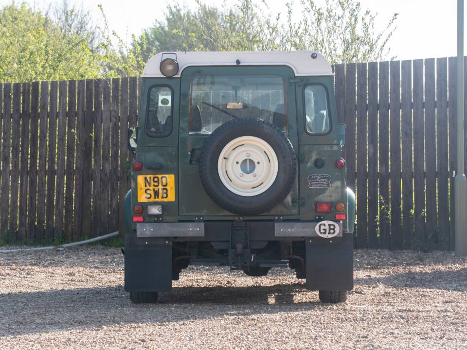 Afbeelding 17/50 van Land Rover Defender 90 (1996)