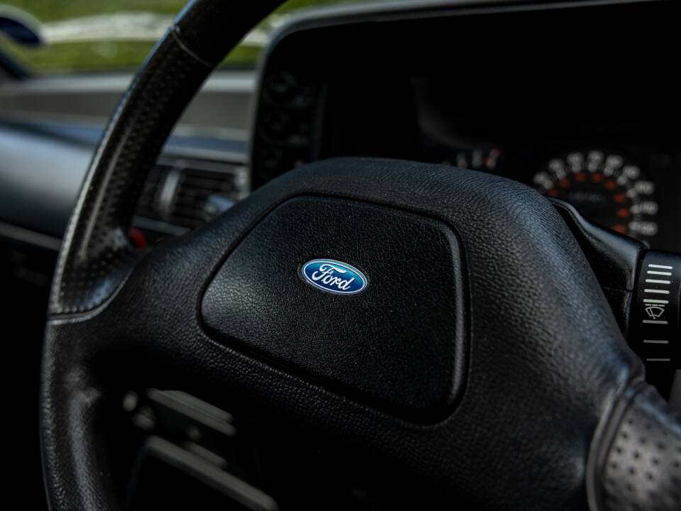 Afbeelding 30/45 van Ford Escort turbo RS (1990)