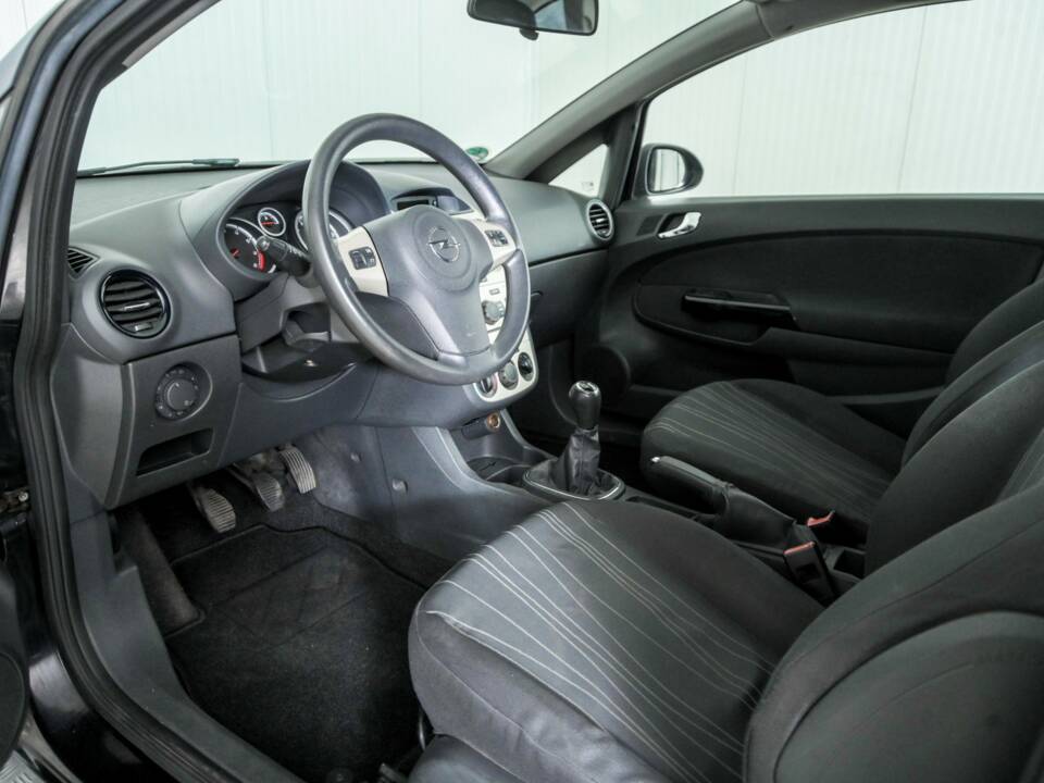 Image 20/48 de Opel Corsa 1.2 (2008)