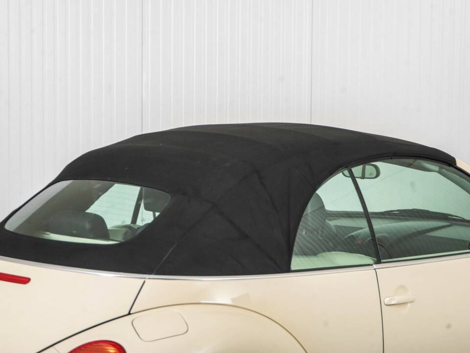 Imagen 42/48 de Volkswagen New Beetle 1.6 (2004)
