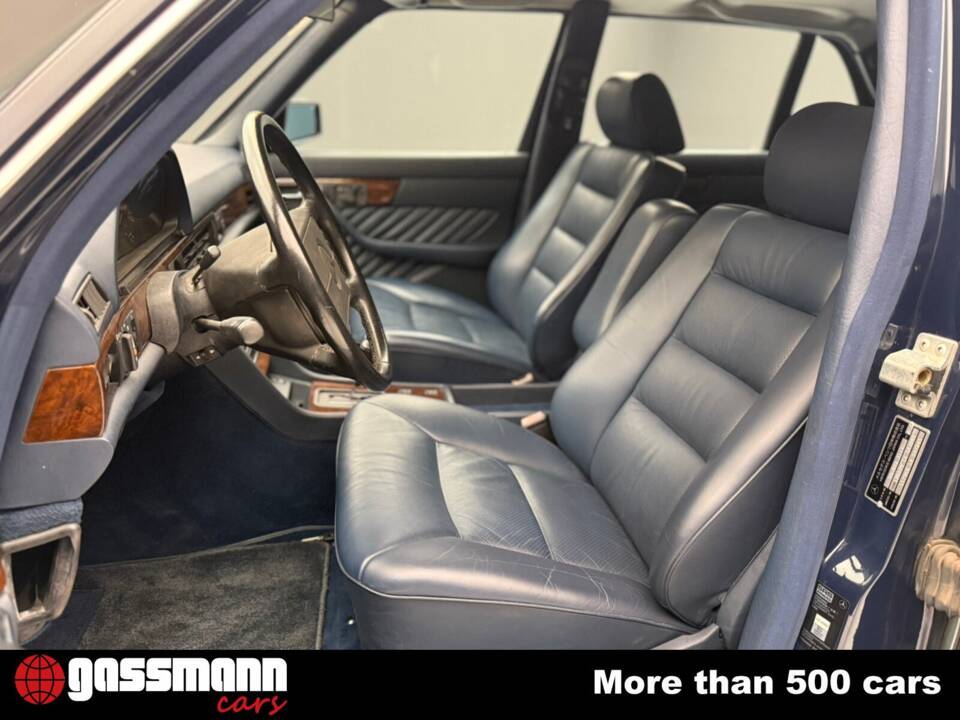 Image 9/15 of Mercedes-Benz 560 SEL (1990)
