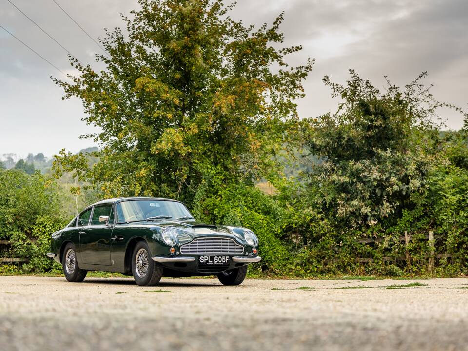 Bild 35/50 von Aston Martin DB 6 Vantage (1967)