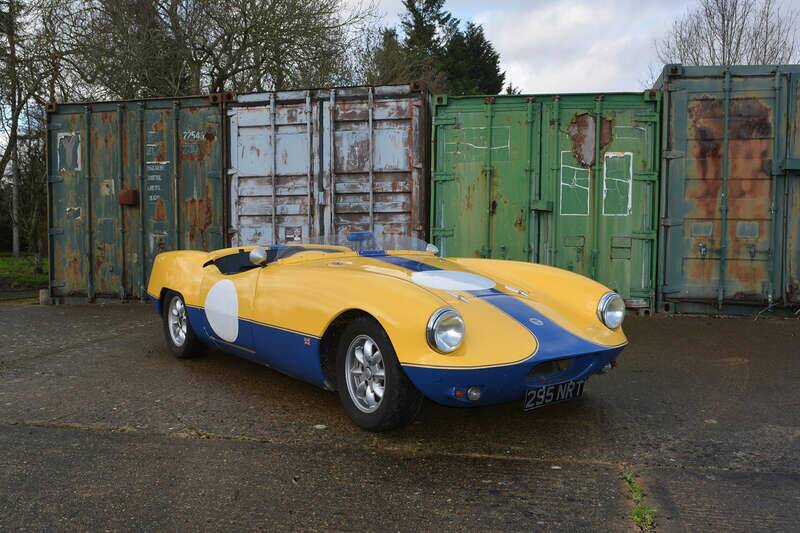 Image 13/50 of Elva Courier (1963)