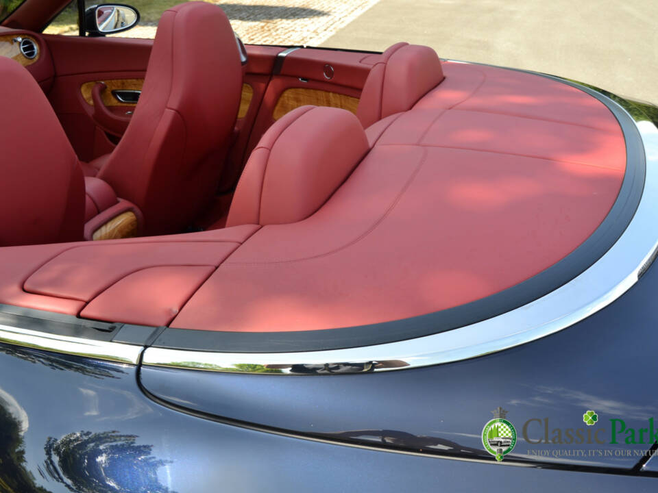 Bild 20/50 von Bentley Continental GTC (2007)