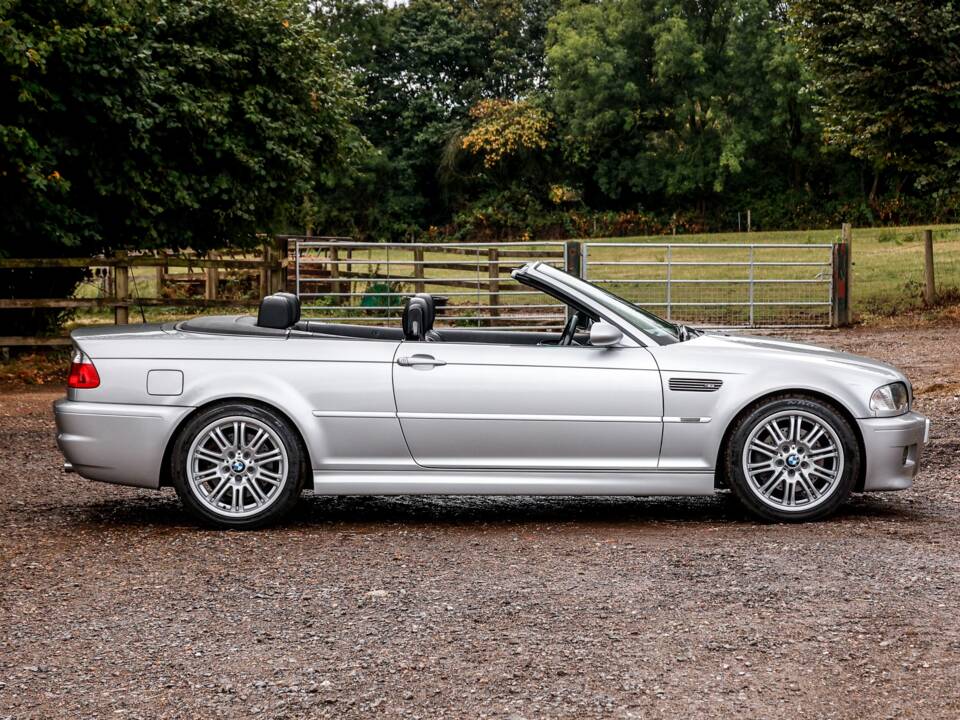 Image 2/50 de BMW M3 (2004)