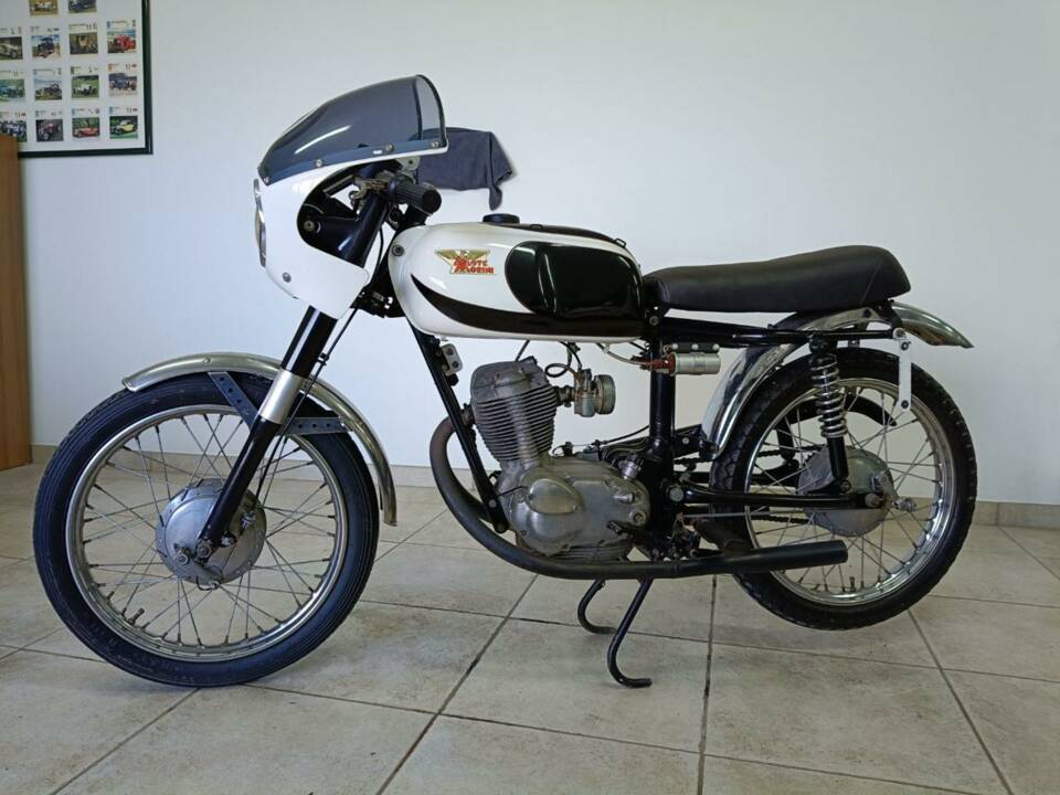 Immagine 25/26 di Moto Morini Corsaro 125 (1961)
