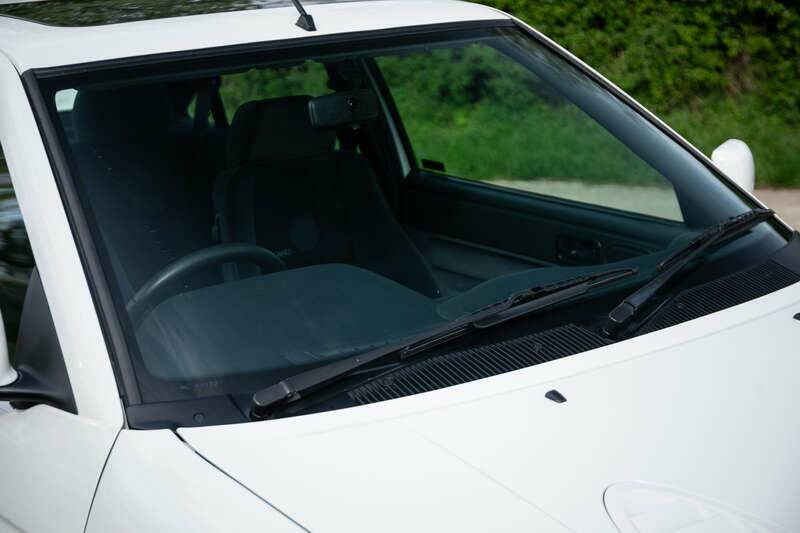 Bild 25/39 von Ford Escort RS Cosworth (1992)