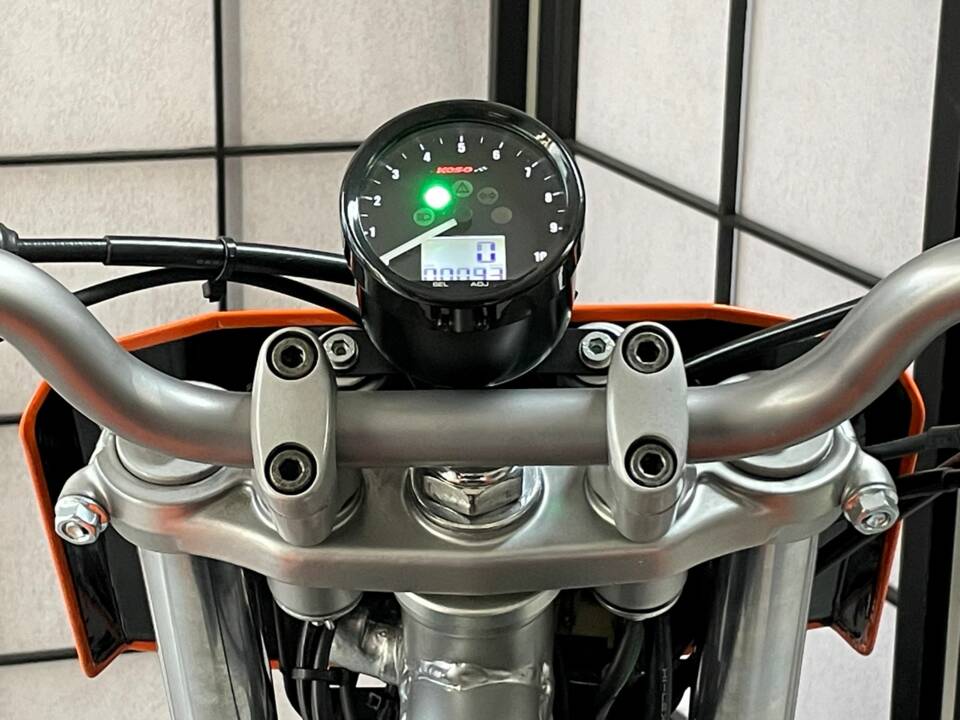 Bild 24/32 von Honda DUMMY (1983)