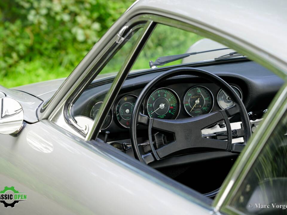 Image 39/57 of Porsche 911 2.0 (1968)