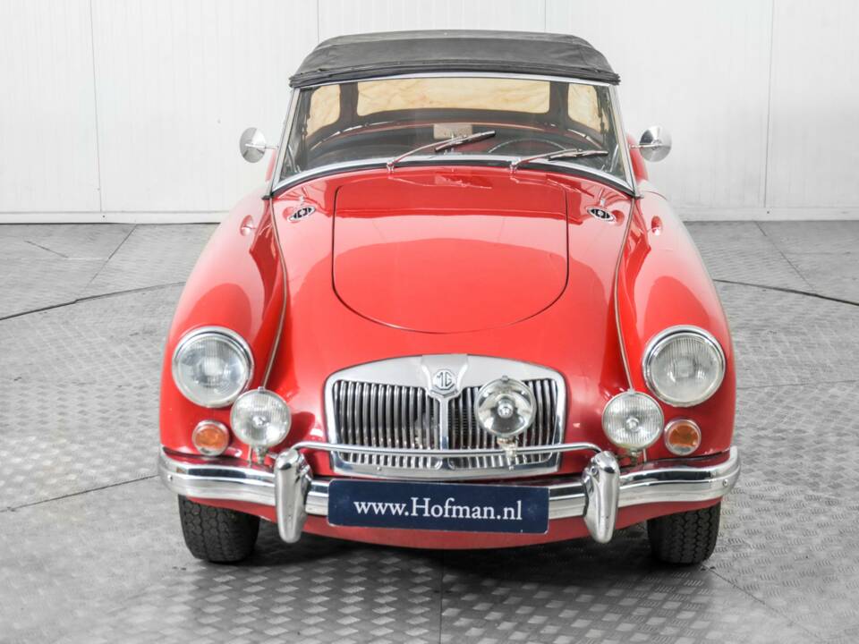 Bild 45/50 von MG MGA 1600 (1900)