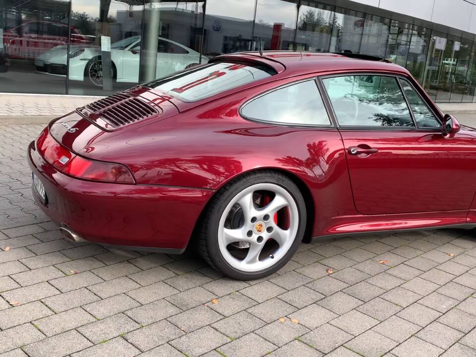 Imagen 5/13 de Porsche 911 Carrera 4S (1998)