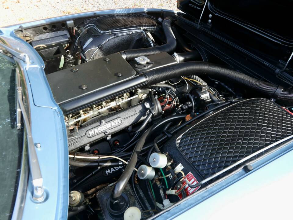 Image 34/50 of Maserati Khamsin (1976)