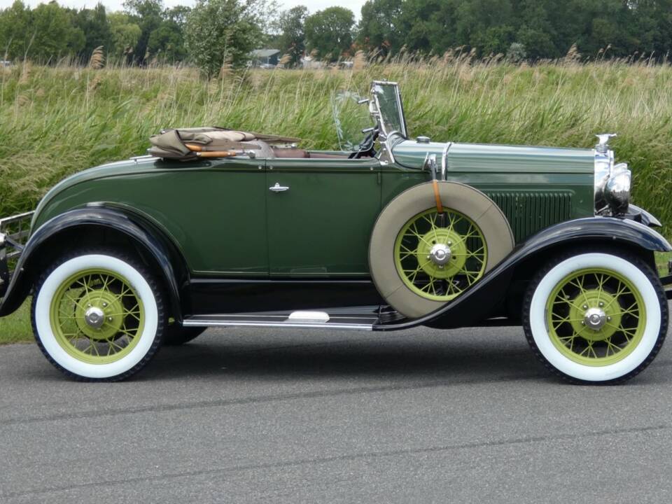 Image 3/22 of Ford Model A (1931)