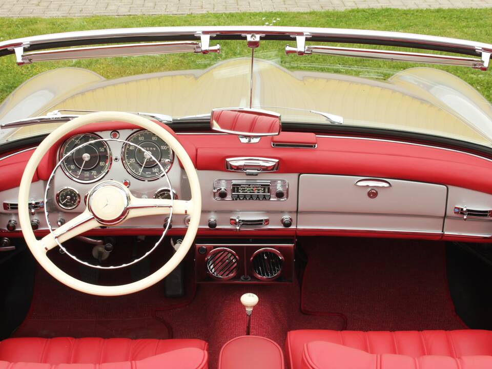 Image 24/33 de Mercedes-Benz 190 SL (1956)