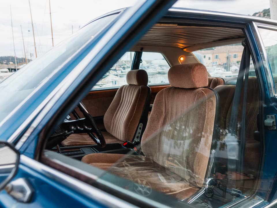 Image 21/37 of FIAT 130 Coupé (1974)