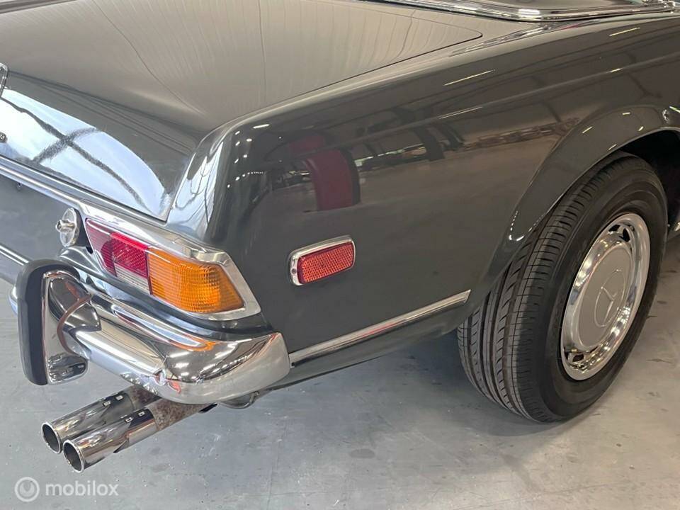 Image 39/40 of Mercedes-Benz 280 SL (1970)