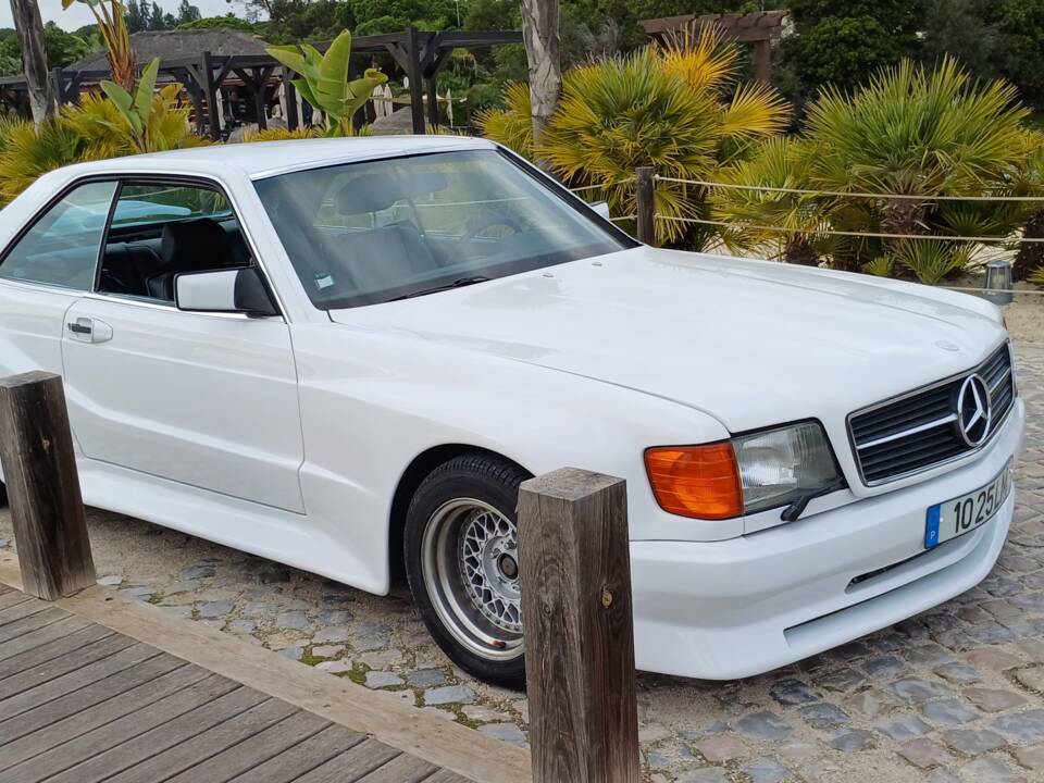 Image 48/65 of Mercedes-Benz 380 SEC (1985)