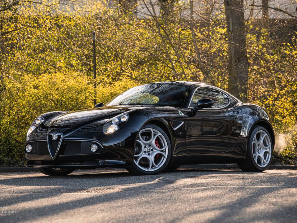 Bild 1/17 von Alfa Romeo 8C Competizione (2008)