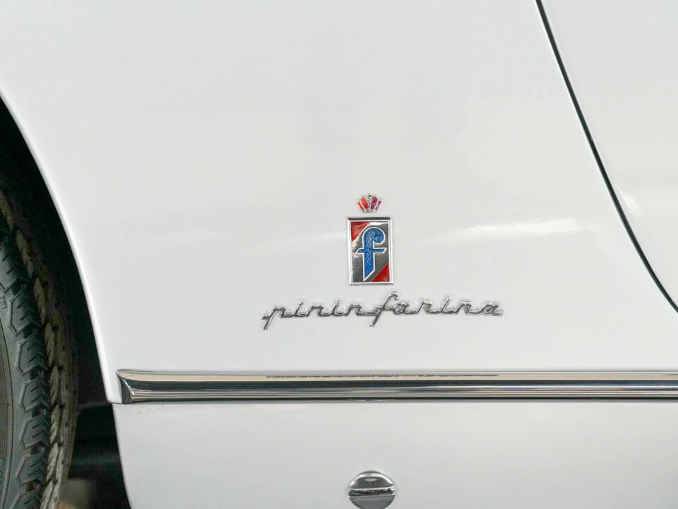 Bild 49/50 von Ferrari 330 GT (1965)