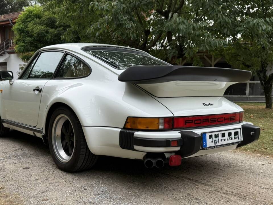 Bild 7/16 von Porsche 911 Turbo 3.3 (1983)
