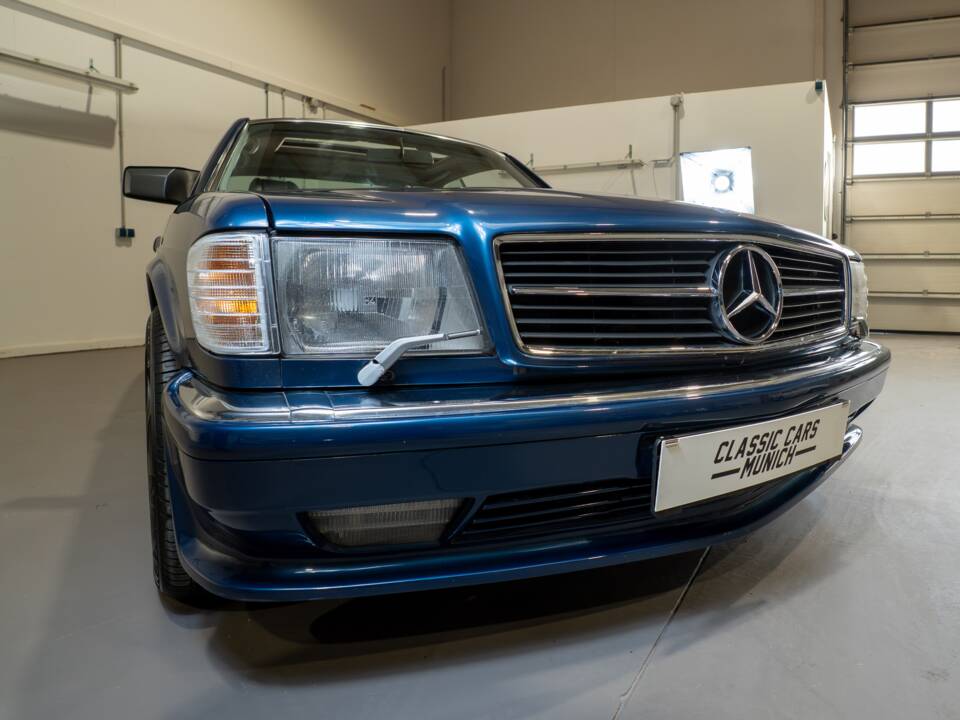 Image 26/27 of Mercedes-Benz 500 SEC (1988)