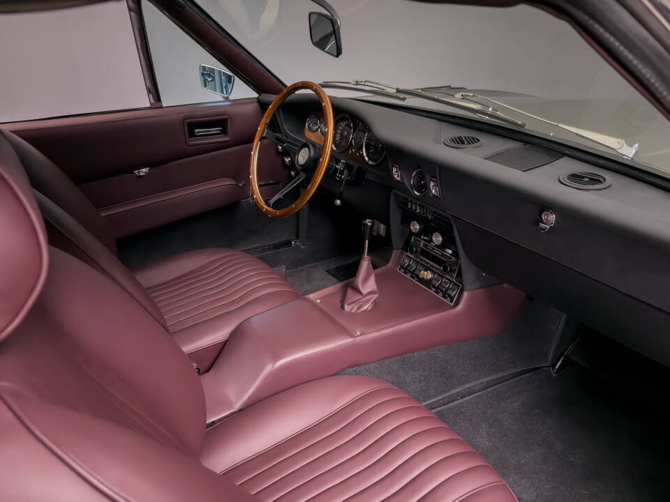 Bild 41/50 von Aston Martin DBS Vantage (1969)