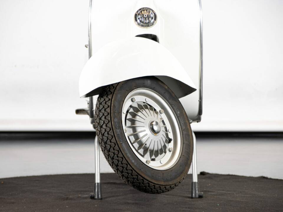 Immagine 26/50 di Piaggio Vespa 50 SS (1966)