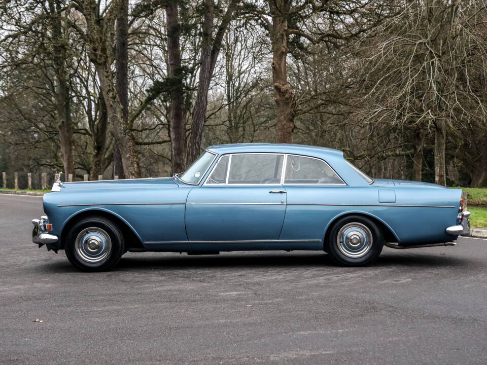 Image 5/27 of Rolls-Royce Silver Cloud III &quot;Chinese Eyes&quot; (1964)