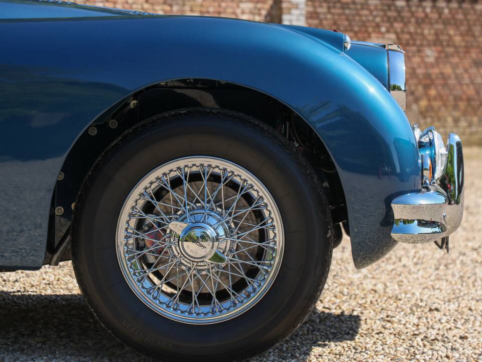 Image 39/50 of Jaguar XK 150 3.4 S OTS (1958)
