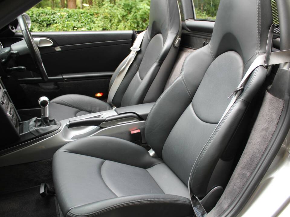 Image 13/15 of Porsche Boxster (2009)