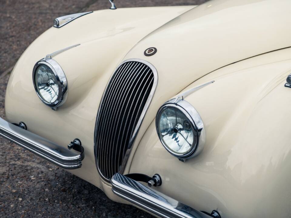 Image 11/45 of Jaguar XK 120 OTS (1950)