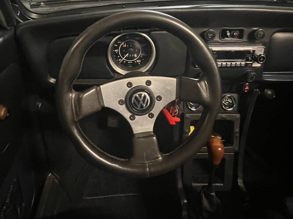 Image 11/63 of Volkswagen Beetle 1302 LS (1971)