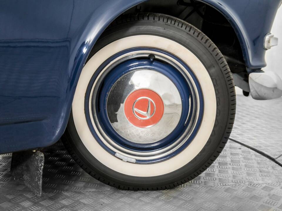 Image 42/50 de Volvo P 121 (1960)