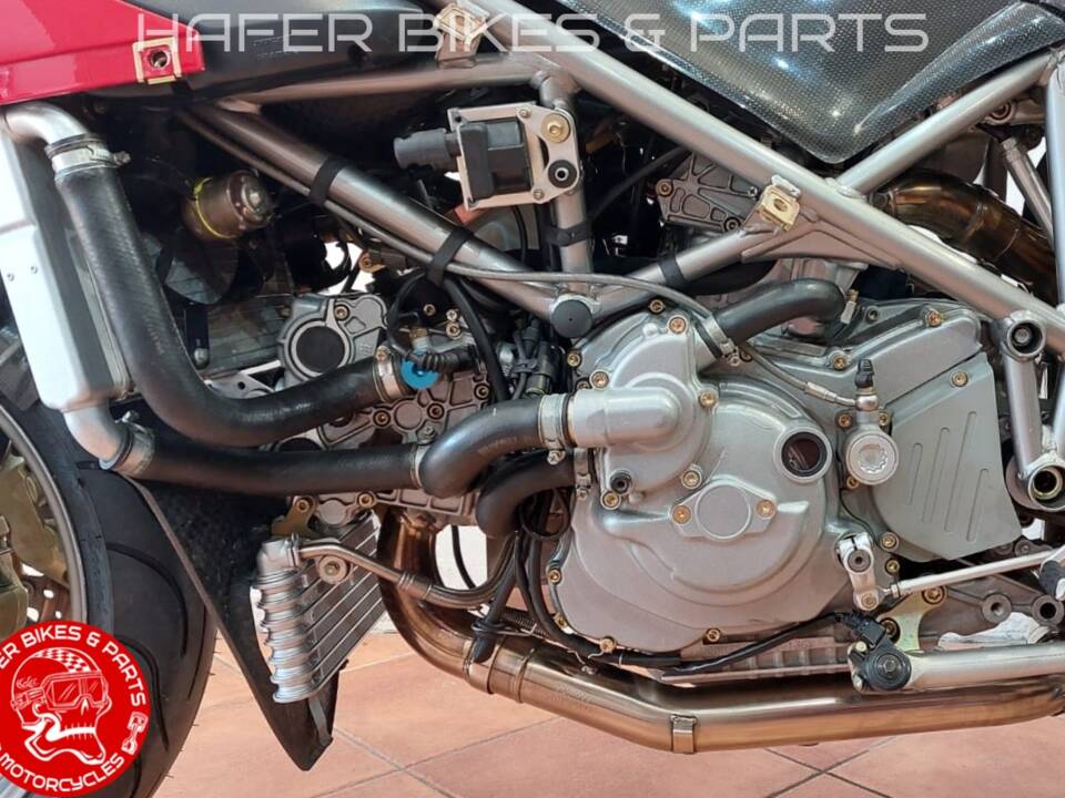 Immagine 55/58 di Ducati 998 R (2002)