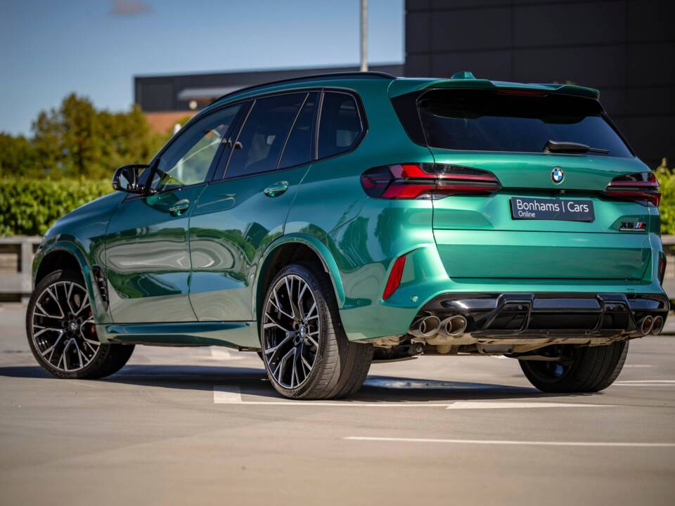 Image 3/8 of BMW X5 M50i xDrive (2023)