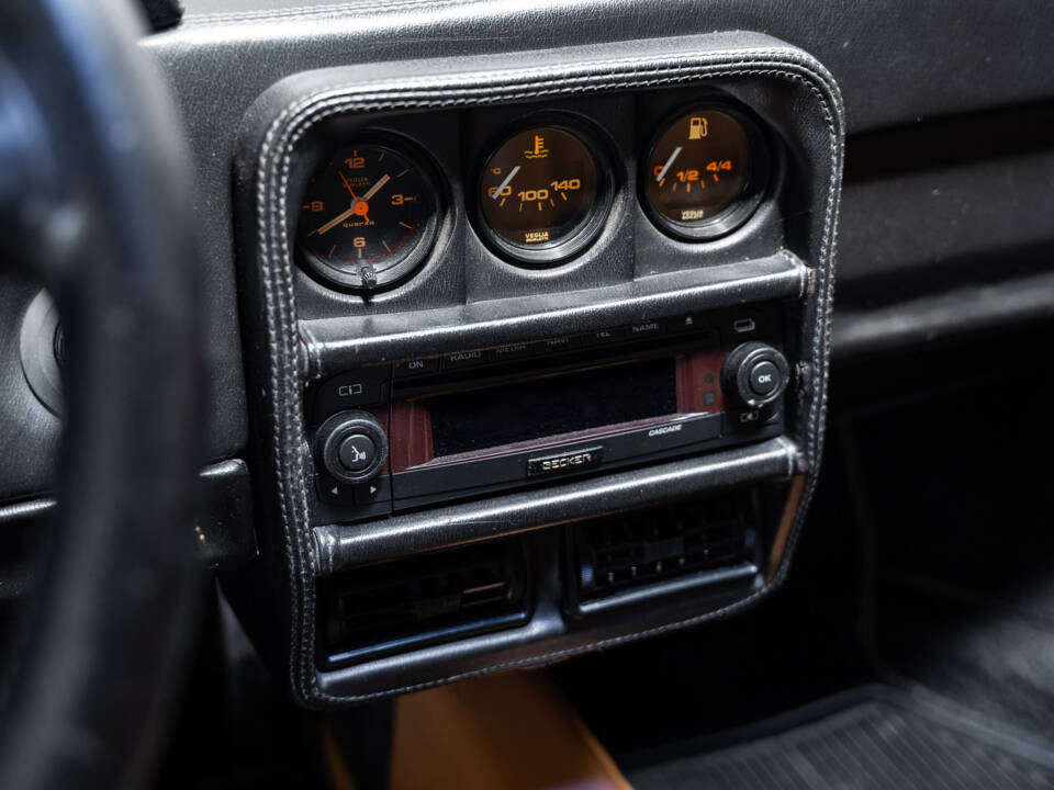 Bild 14/38 von Ferrari 328 GTS (1987)
