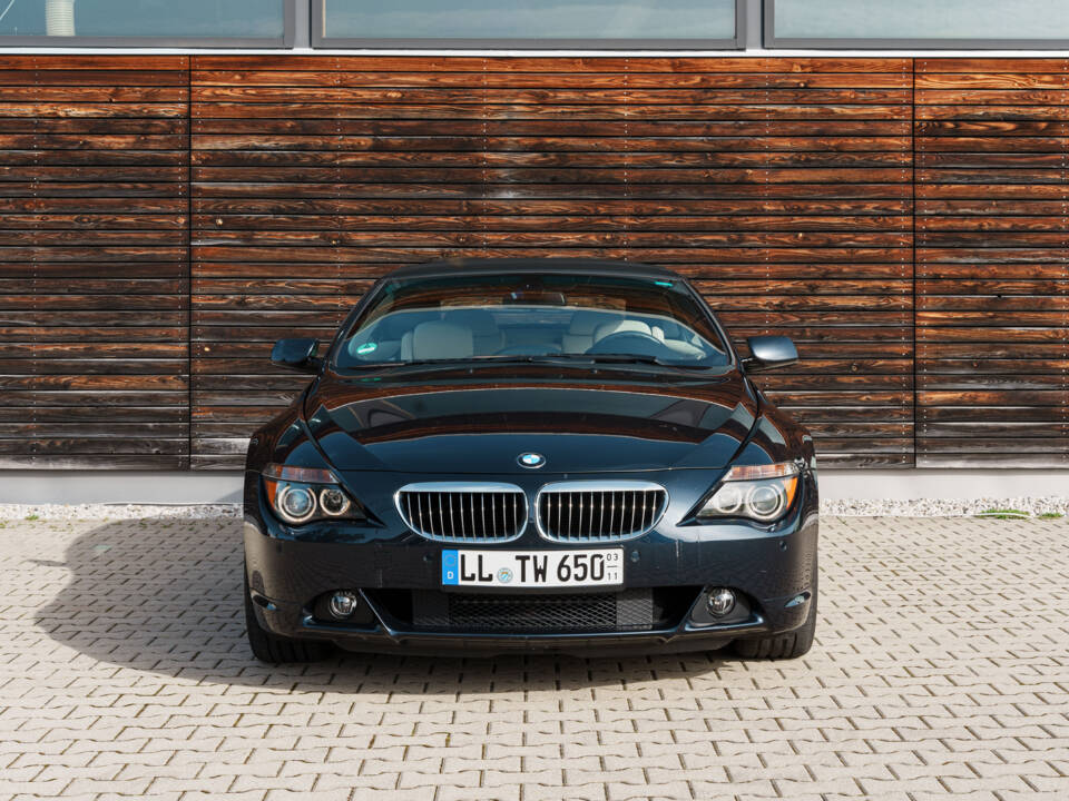 Immagine 4/19 di BMW 650i (2006)