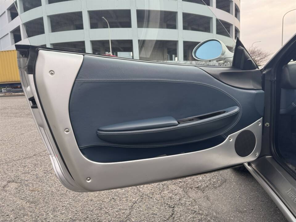 Immagine 9/44 di Ferrari 360 Spider (2004)
