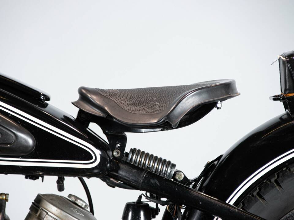 Image 17/50 de BMW R 51 (1954)