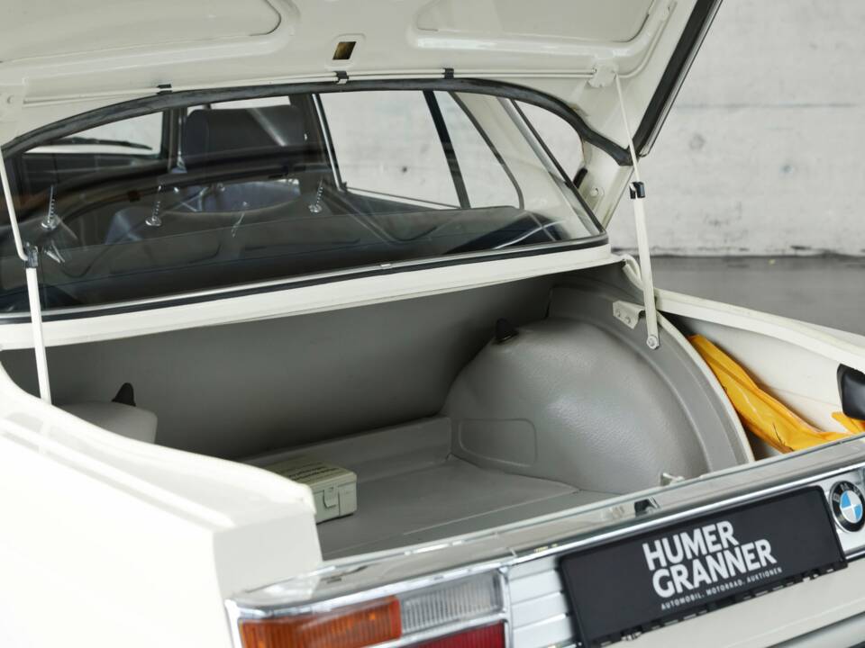 Immagine 47/50 di BMW 2000 (1969)