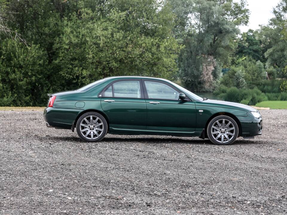 Bild 17/34 von MG ZT-T 260 SE (2004)