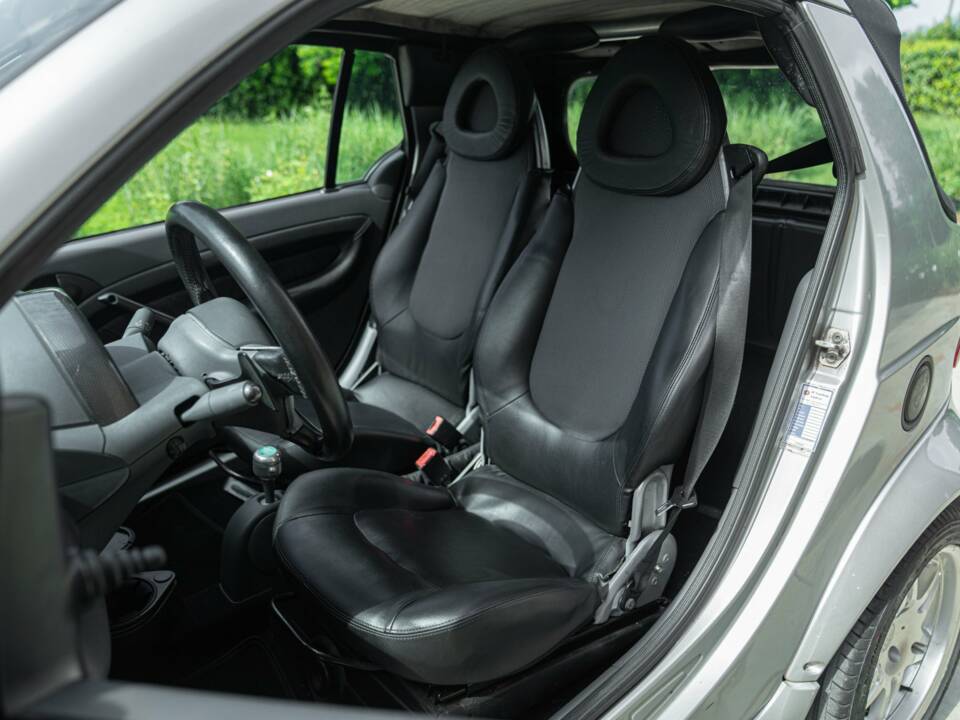Image 31/50 of Smart Fortwo Brabus (2003)