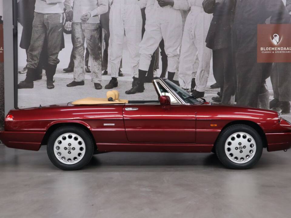 Image 6/58 de Alfa Romeo 2.0 Spider (1992)